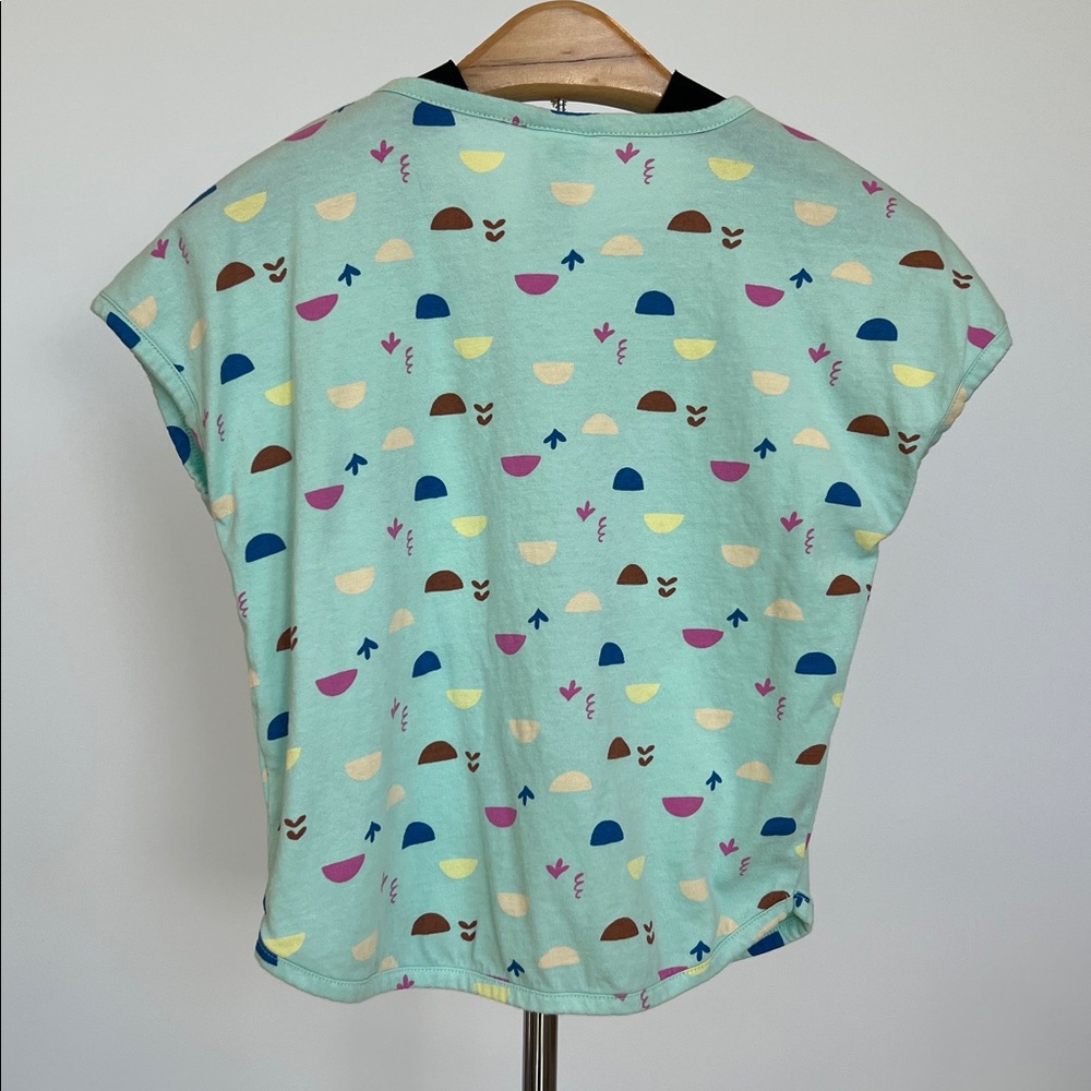 Colorful Kids Patterned Top - Picture 2 of 3
